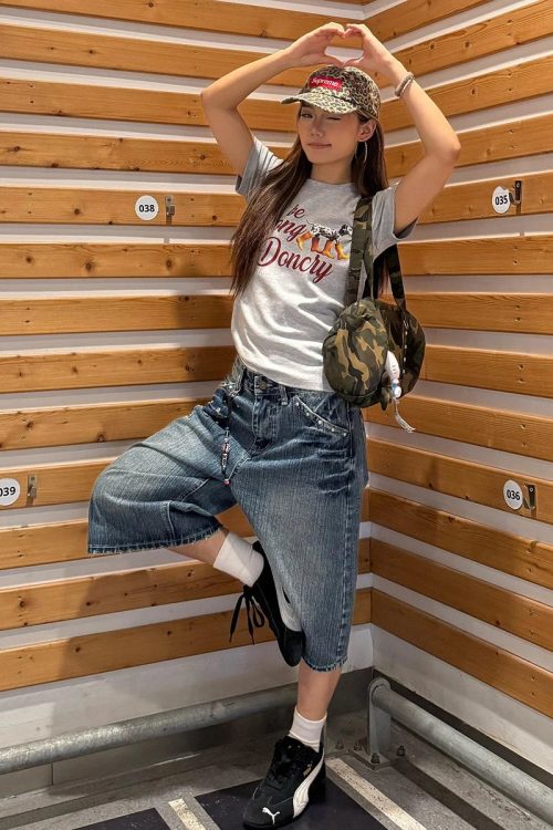 Streetwear Washed Punk Rivets Denim Jorts Outfit Ideas Jorts for Streetwear Washed Punk Rivets Denim Jorts outfit ideas