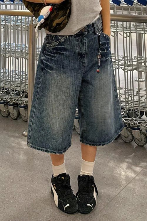 Streetwear Washed Punk Rivets Denim Jorts Outfit Ideas Jorts for Streetwear Washed Punk Rivets Denim Jorts outfit ideas