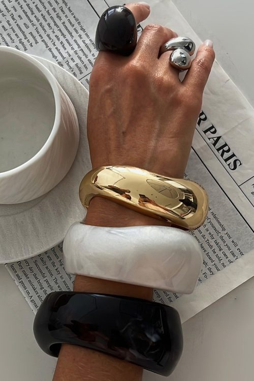 Dye Acrylic Wide Curved Vintage Bangle for Dye Acrylic Wide Curved Vintage Bangle