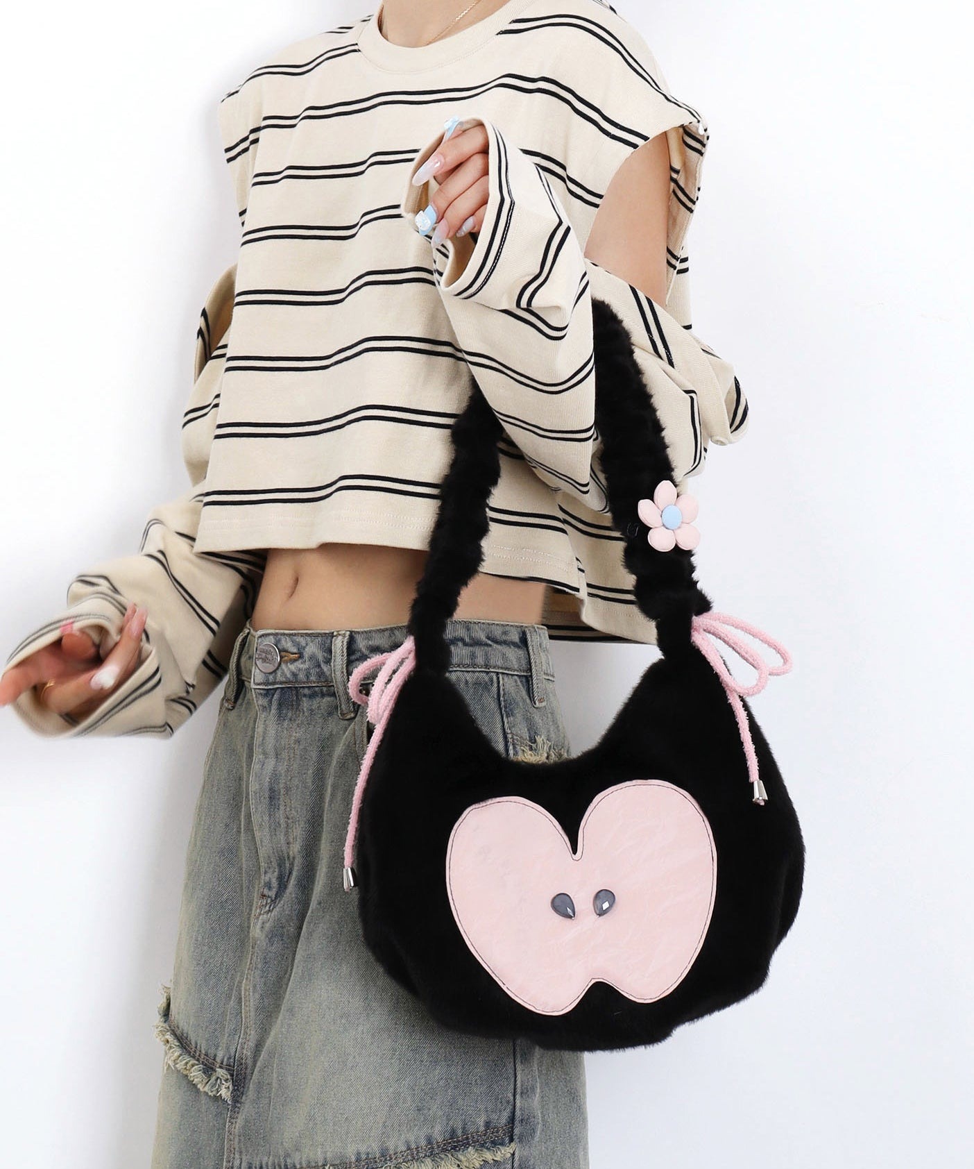 statement-cute-black-apple-patchwork-fuzzy-fur-fluffy-shoulder-bags-c8670 Statement Cute Black Apple Patchwork Fuzzy Fur Fluffy Shoulder Bags for Statement Cute Black Apple Patchwork Fuzzy Fur Fluffy Shoulder Bags